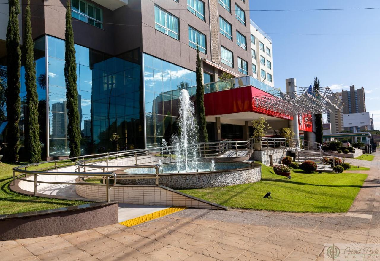 Hotel Grand Park Кампо Гранде Екстериор снимка