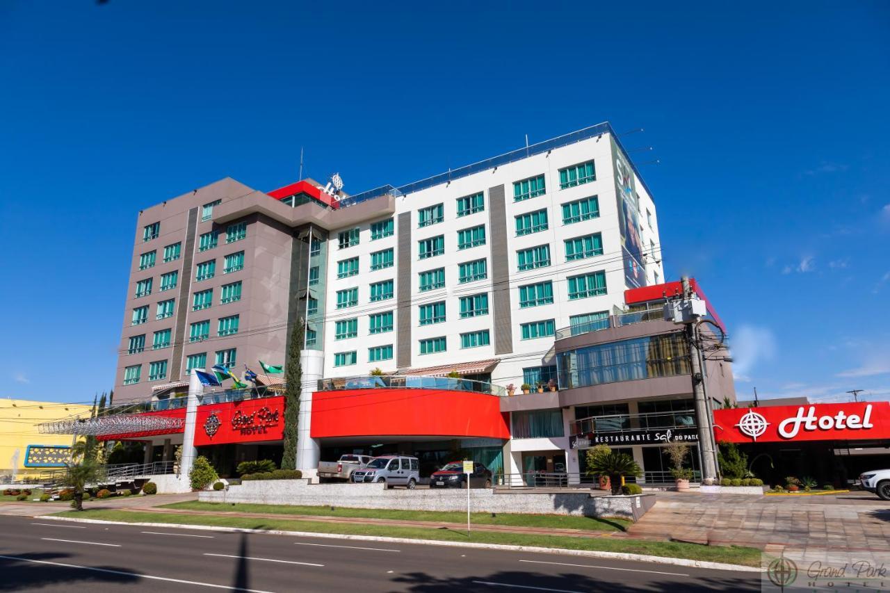 Hotel Grand Park Кампо Гранде Екстериор снимка